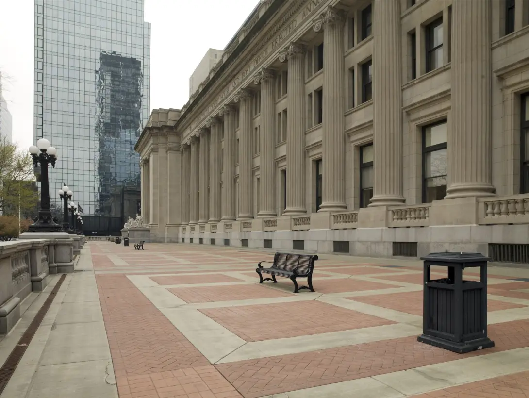 Indianapolis, IN location and cityscape