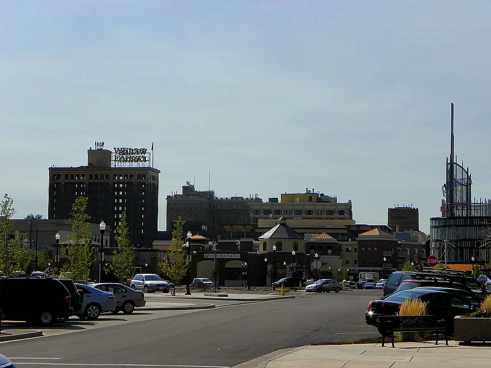 Ogden, UT location and cityscape