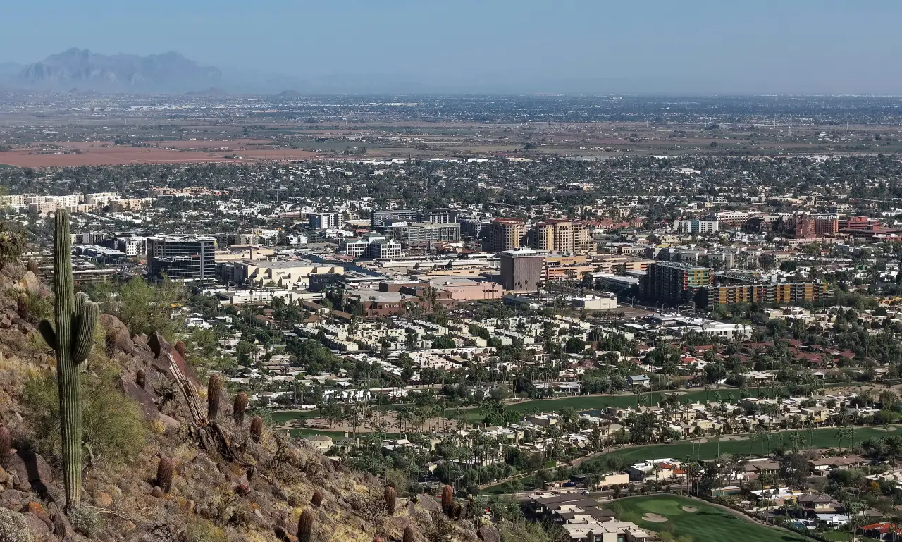 Scottsdale, AZ location and cityscape